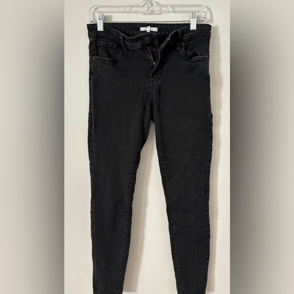Almost Famous Jeans - Picture 1 of 4